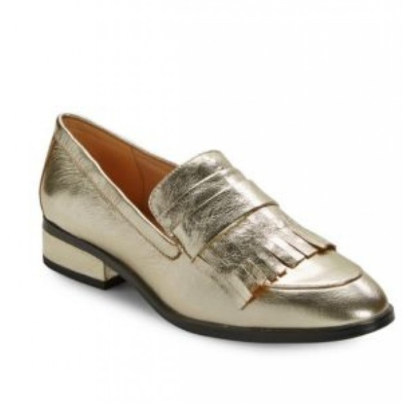 Isaac Mizrahi Shoes - Isaac Mizrahi Veronica gold leather loafers EUC